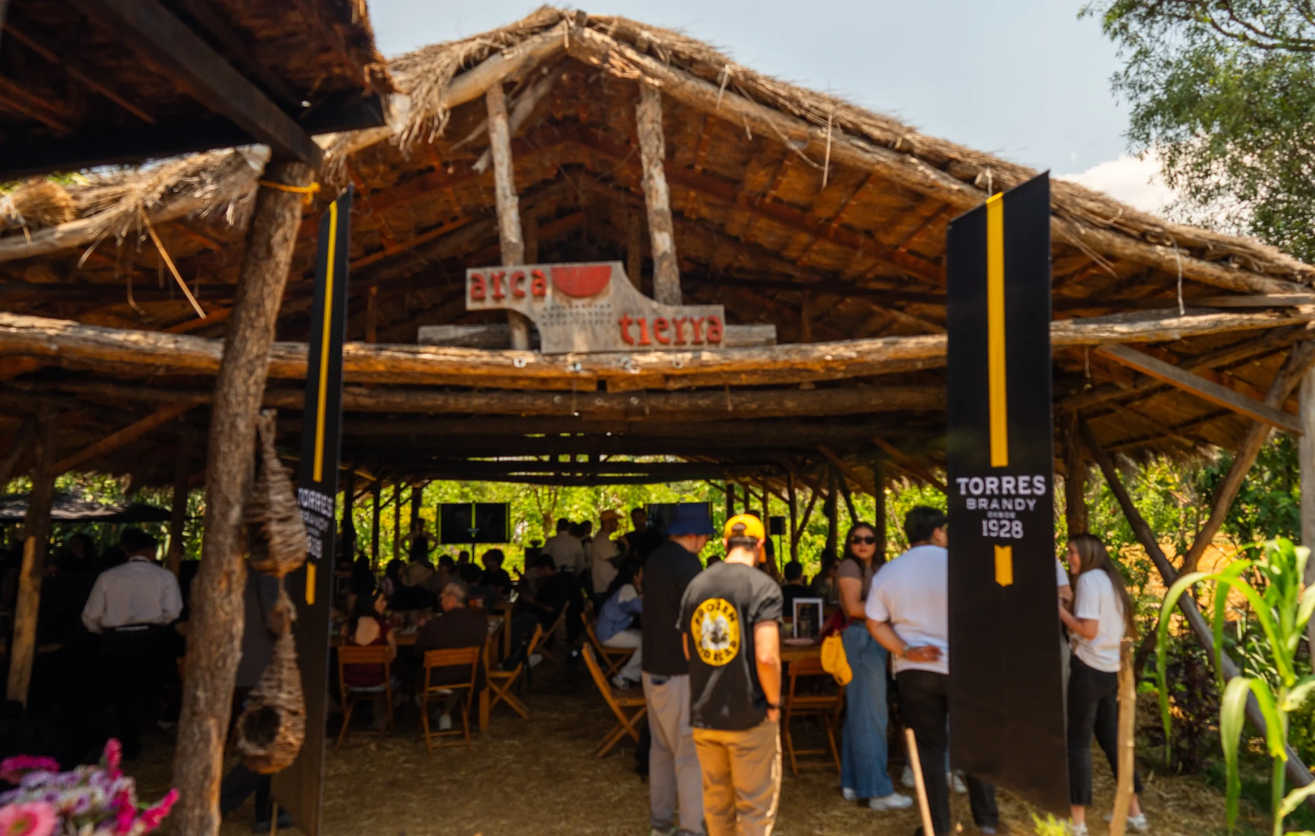 Renovarte_Magazine_Torres_Society_Arca_ Tierra_Xochimilco (4)